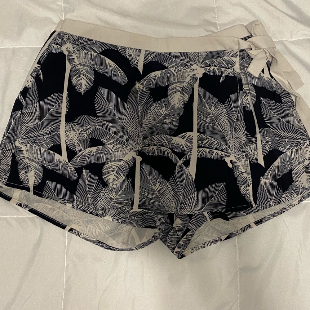 Printed skort